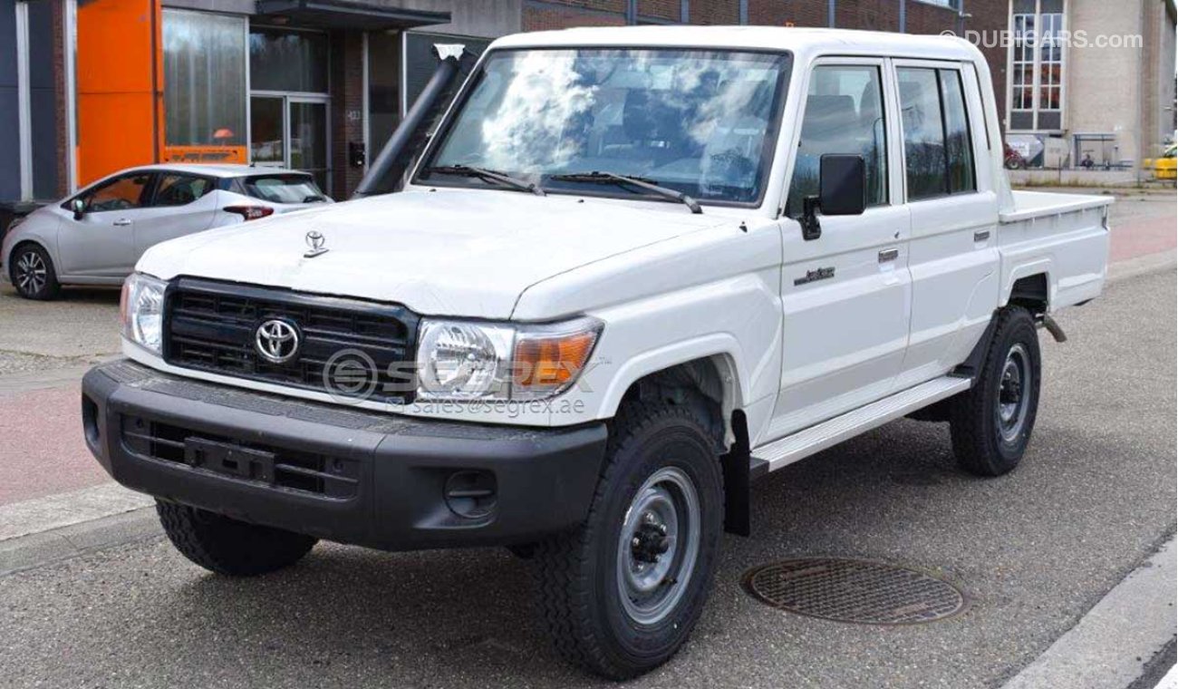 Toyota Land Cruiser Pick Up DC LC79 4.2L Diesel 5M/T FROM ANTWERP