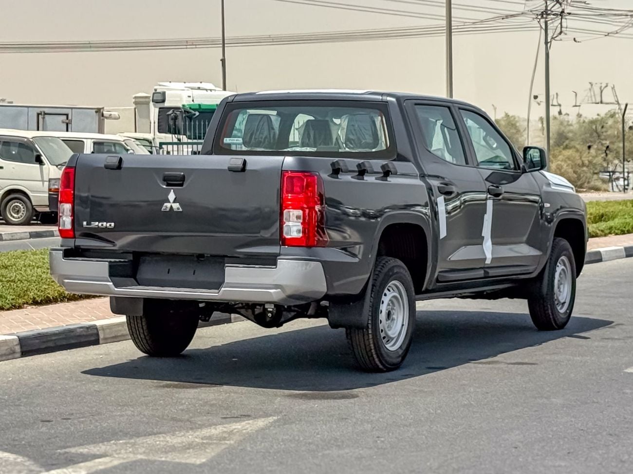 ميتسوبيشي L200 2027 GL | Mid-Line 2.4L Petrol 4x4 MT | DC Pickup | Brand New | EXPORT