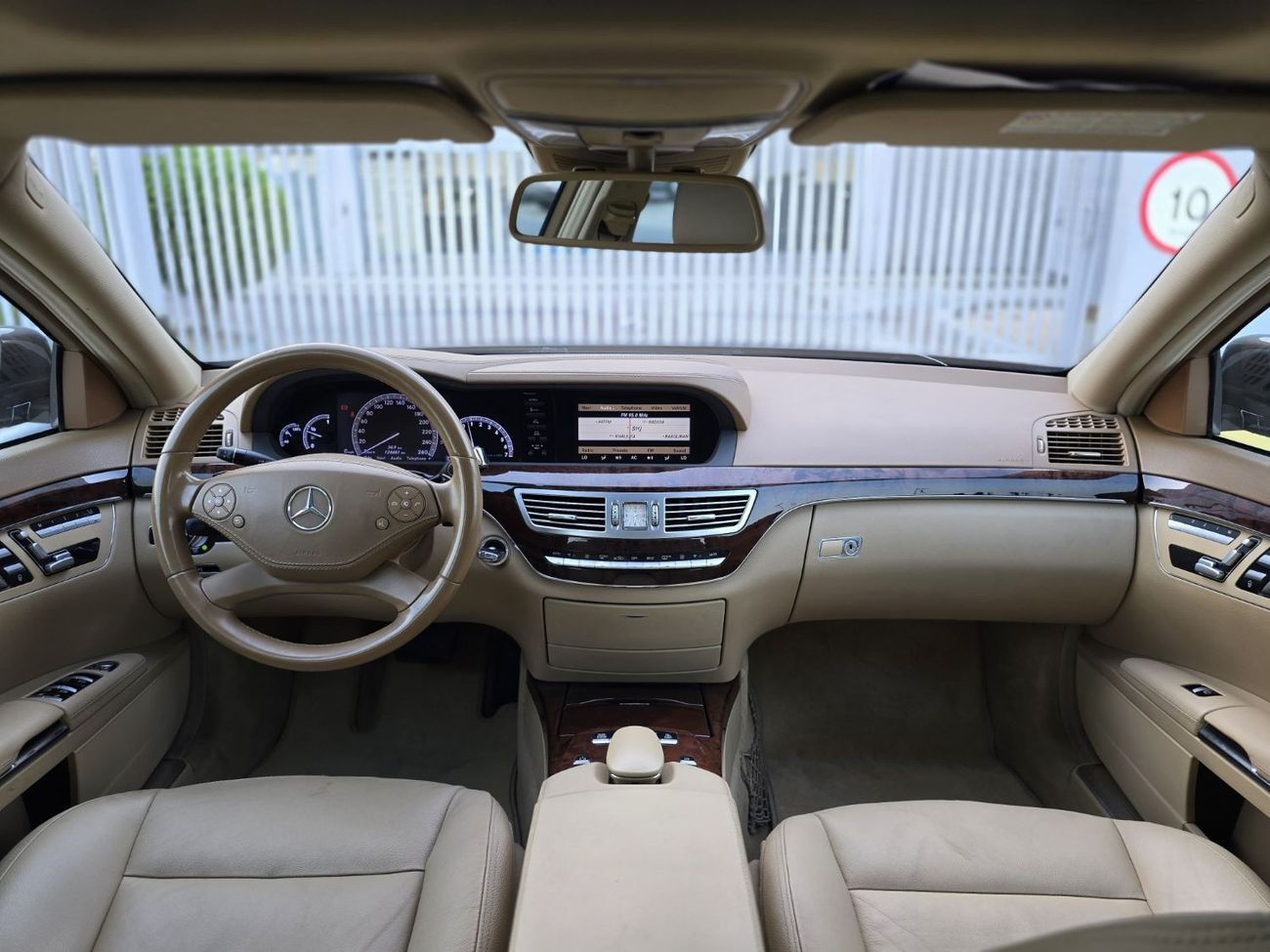 Mercedes-Benz S 300 Std MERCEDES S-300 2013 GCC ORGINAL PAINT // FULL OPITION // PERFECT CONDITION