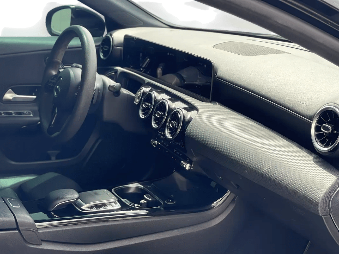 Mercedes-Benz A 200 864 PM | MERCEDES A200| 1.3L FWD | WELL MAINTAINED | 0% DOWNPAYMENT