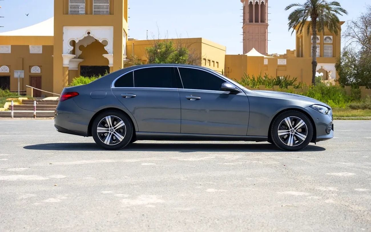 مرسيدس بنز C 200 STD