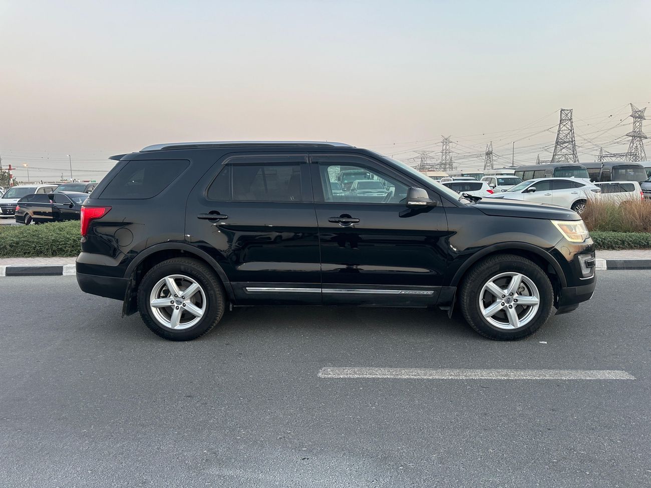 Ford Explorer XLT V4 2.3L