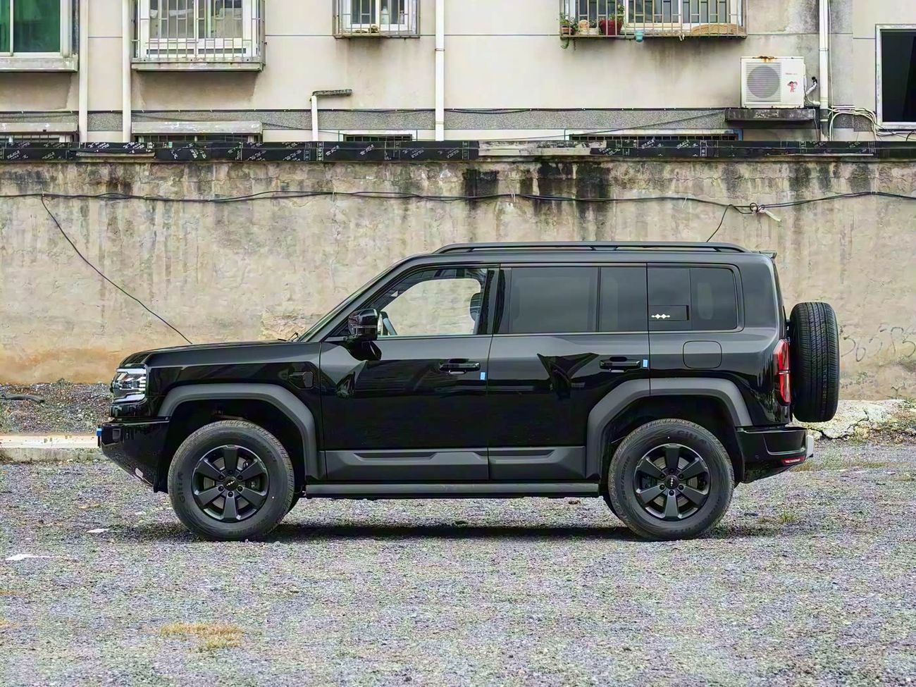 بي واي دي ليوبارد 5 210KM ULTRA HEAVEN EDITION | 2025 | Coming Soon