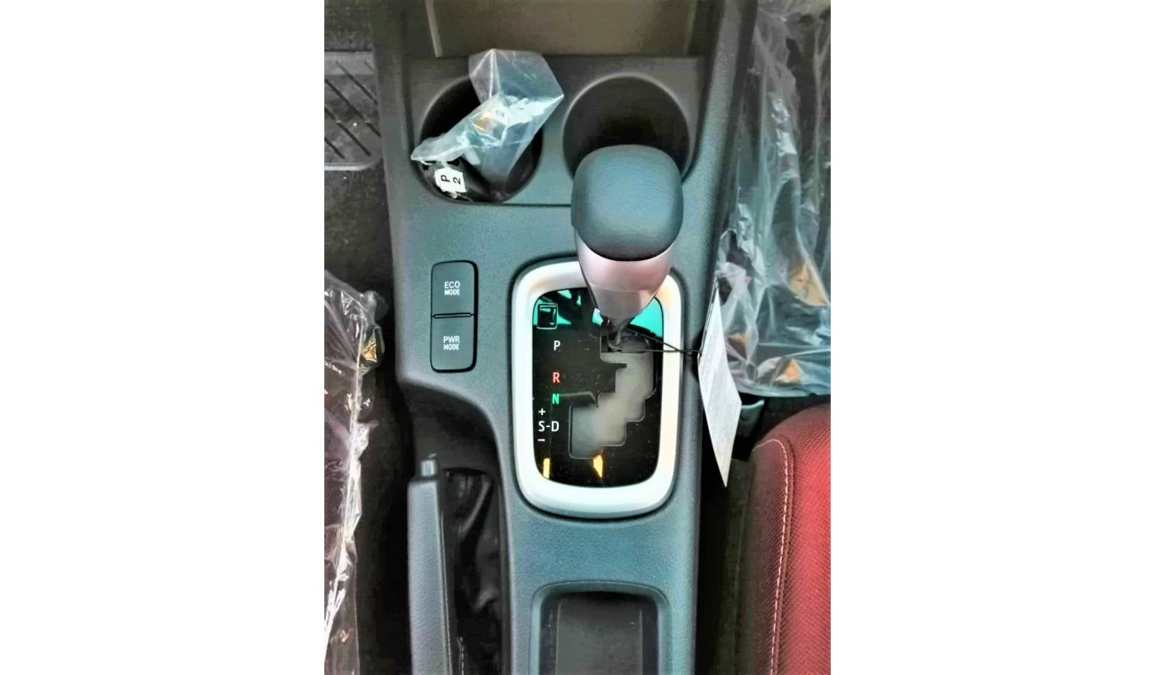 Toyota Hilux diesel 4x4 double ac automatic gear