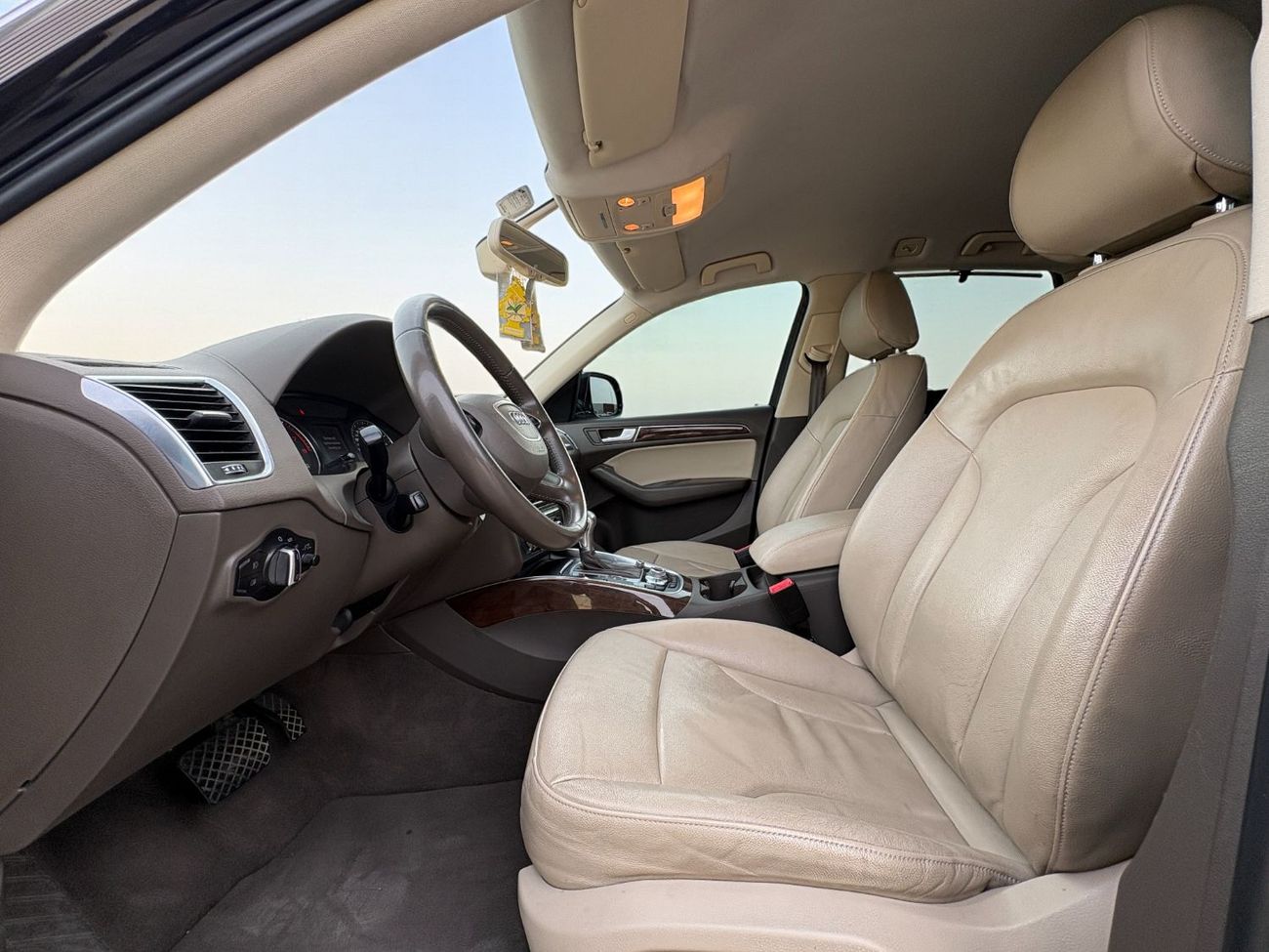 أودي Q5 TFSI 40 QUATTRO A/T | 2017 | GCC SPECS | AED 1,980 per month