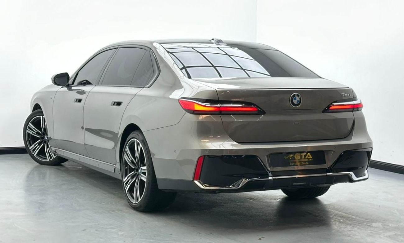 BMW 735i 2023 BMW 735i M-Sport, 2028 BMW Warranty and Service Pack, BMW Service History, GCC