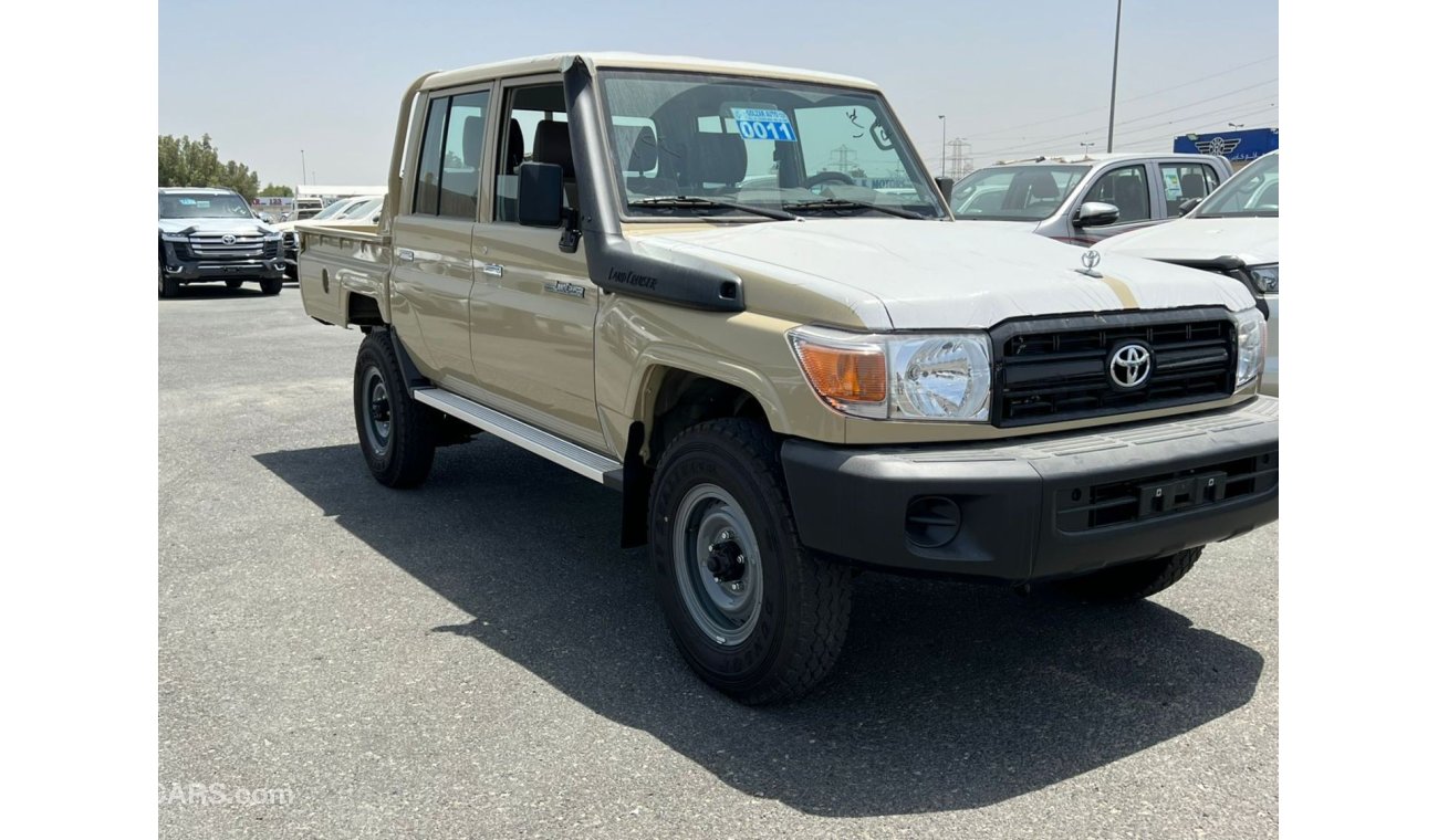 Toyota Land Cruiser Pick Up MODEL 2022 DIESEL 4.2L 6 CYLINDER WITH DIFFLOCK POWER WINDOWS MANUAL TRANSMISSION CAN BE EXPORT