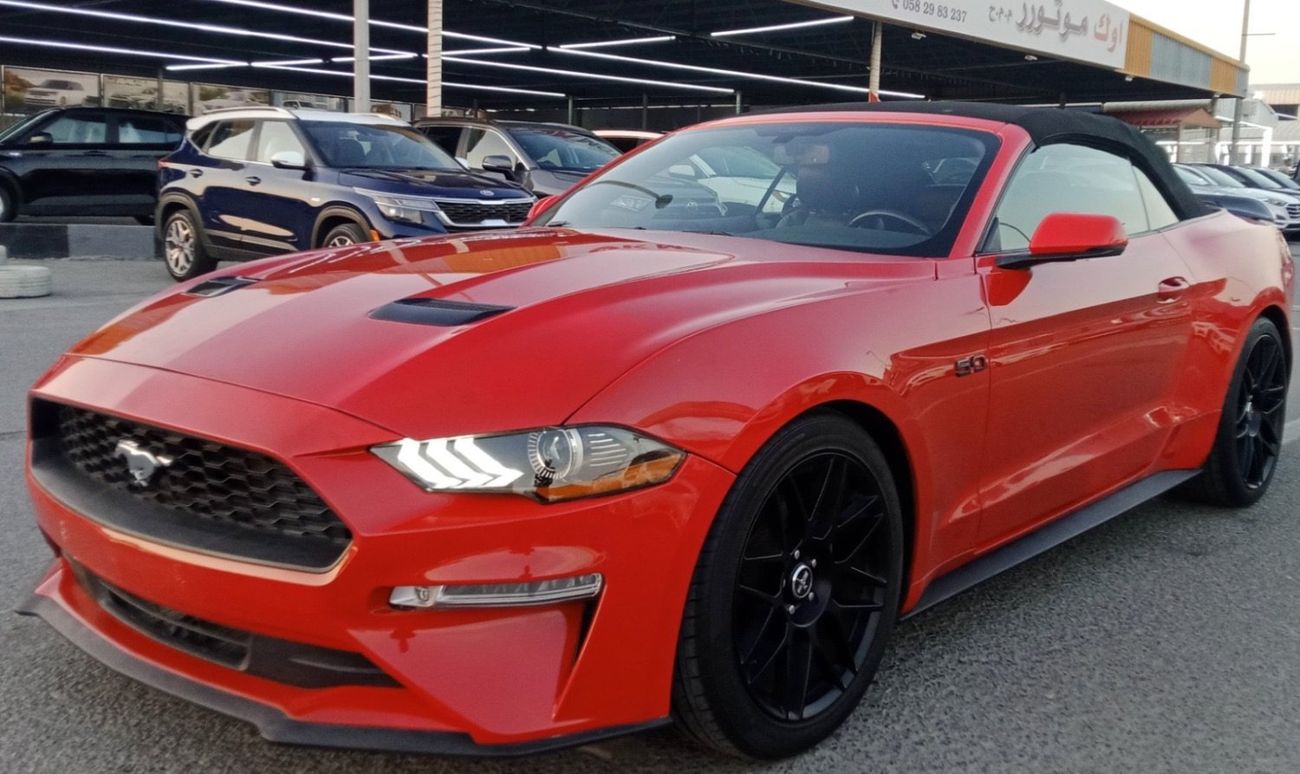 Ford Mustang Ford mustang ecoboost convertible V4  Body kit GT Model 2019 Price: 68000 Dhs Mileage: 44000 Mi Spec