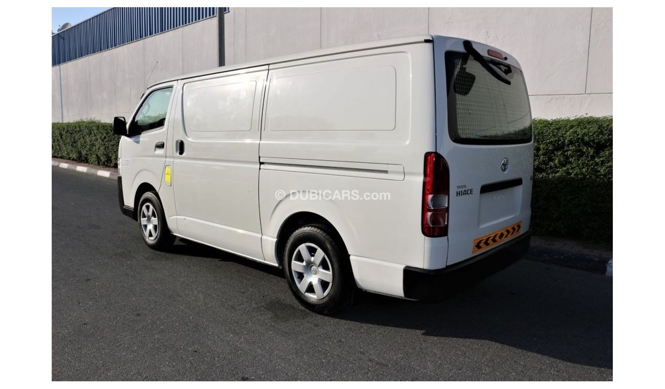 Toyota Hiace GL - Standard Roof TOYOTA HIAC  DELIVERY 2017 PETROL