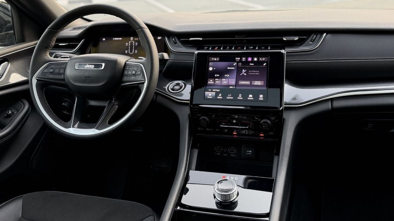 جيب جراند شيروكي L – Laredo 4x4 2023 American