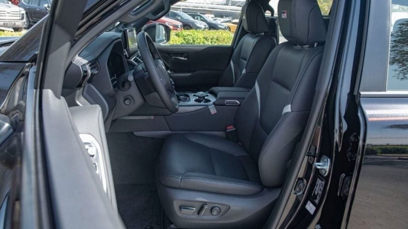 Toyota Land Cruiser LAND CRUISER GR SPORT 3.5L BLACK