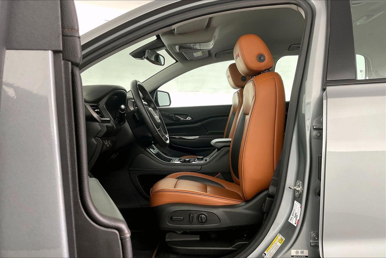 جي أم سي أكاديا AT4 | National Day Celebration | شامل الضمان | 0 ﺪﻔﻋﺓ ﺃﻮﻟﻯ