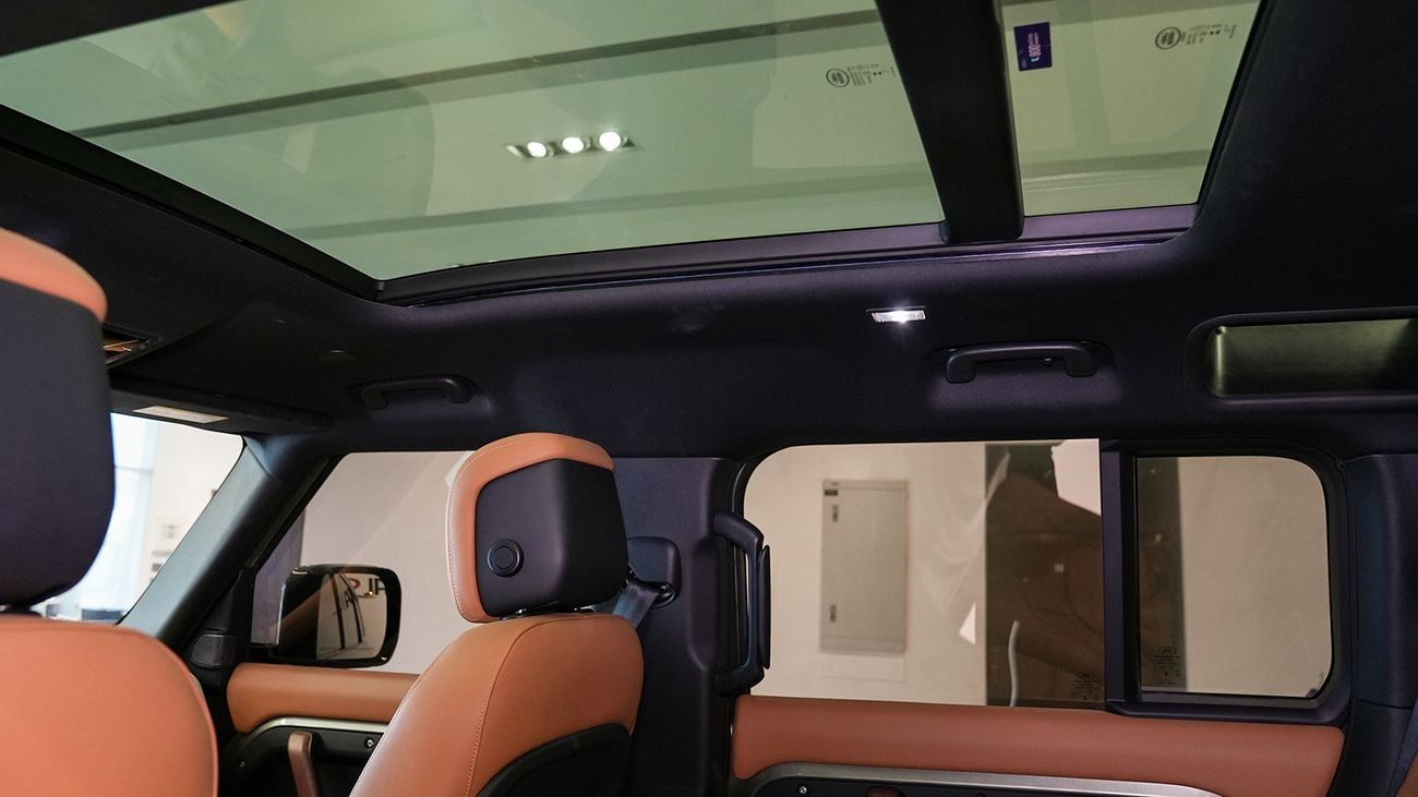 Land Rover Defender P400 110 HSE 3.0L (5 Seater)