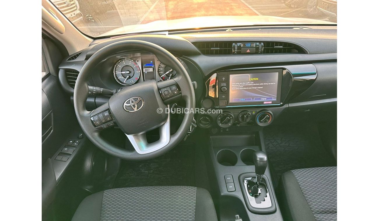تويوتا هيلوكس TOYOTA HILUX 2.4 AT DIFFLOCK SILVER 2023