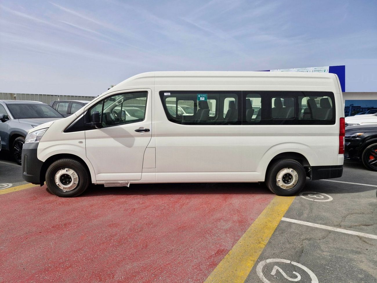 تويوتا هاياس 2026 TOYOTA HIACE HI/ROOF M/T 2.8L DIESEL BLACK BUMP BRAND NEW 0KM