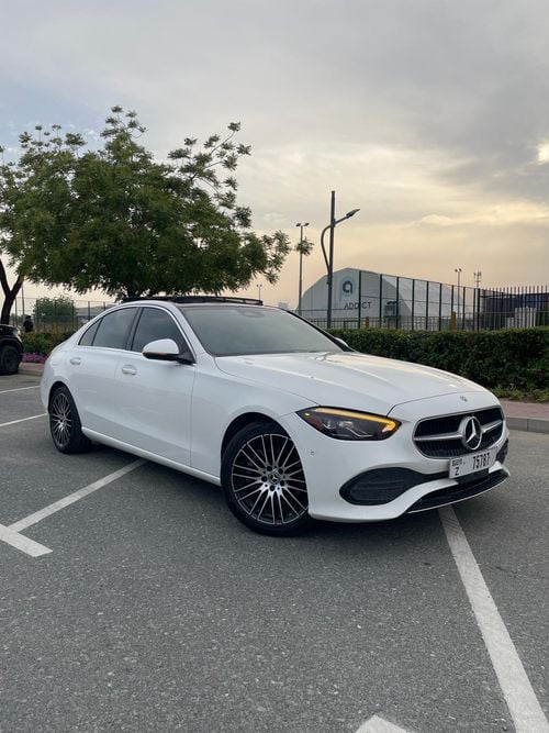 Mercedes-Benz C 200 Mercedes Benz C300 With 0% Downpayment Bank Finance 2.0L turbo Very nice clean car NO ACCEDENT Price