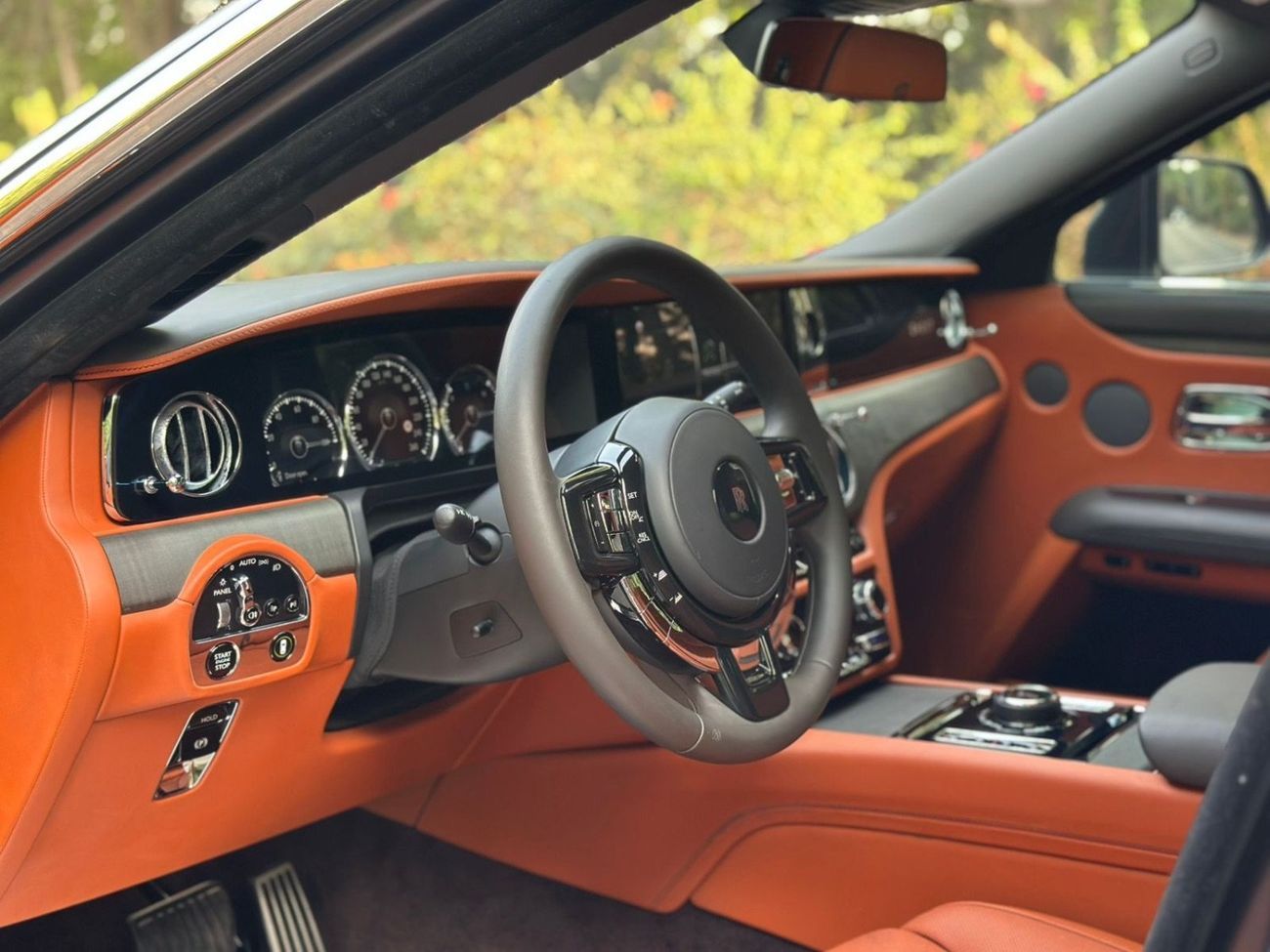 Rolls-Royce Ghost 6.75T Extended Wheelbase | V12 571 HP | GCC Specs | Like New | 4,000 KM