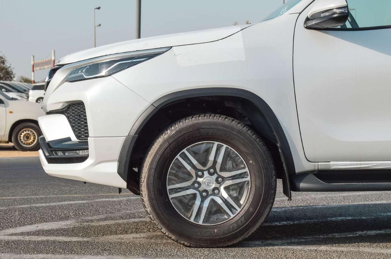 Toyota Fortuner EXR TOYOTA FORTUNER 2.7L 4WD PETROL SUV 2026 - WHITE