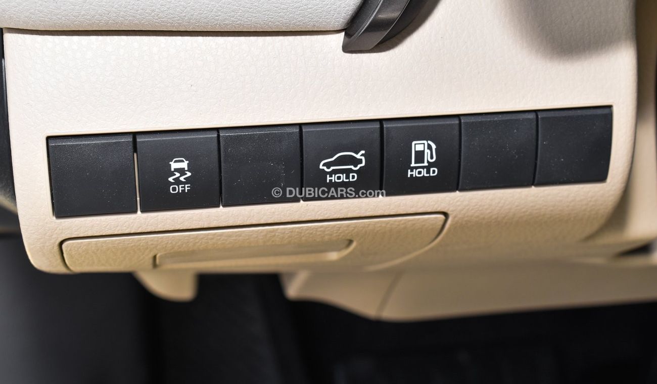 تويوتا كامري LE 2.5L