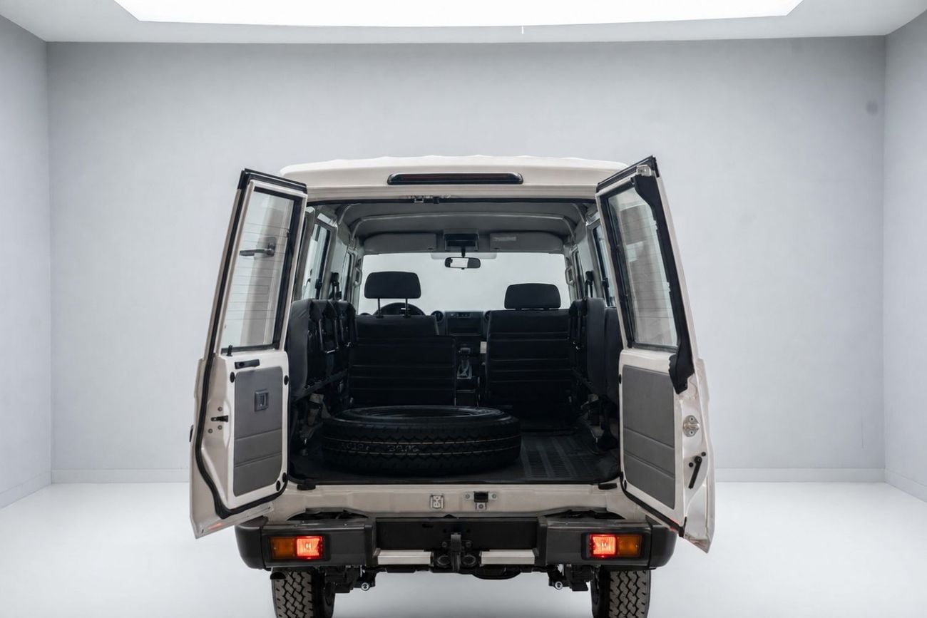 Toyota Land Cruiser 70 LC 78 HARDTOP 4.0L AT - White Inside Bluish Grey | Export Only