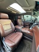 Chevrolet Suburban LTZ 5.3L 4WD