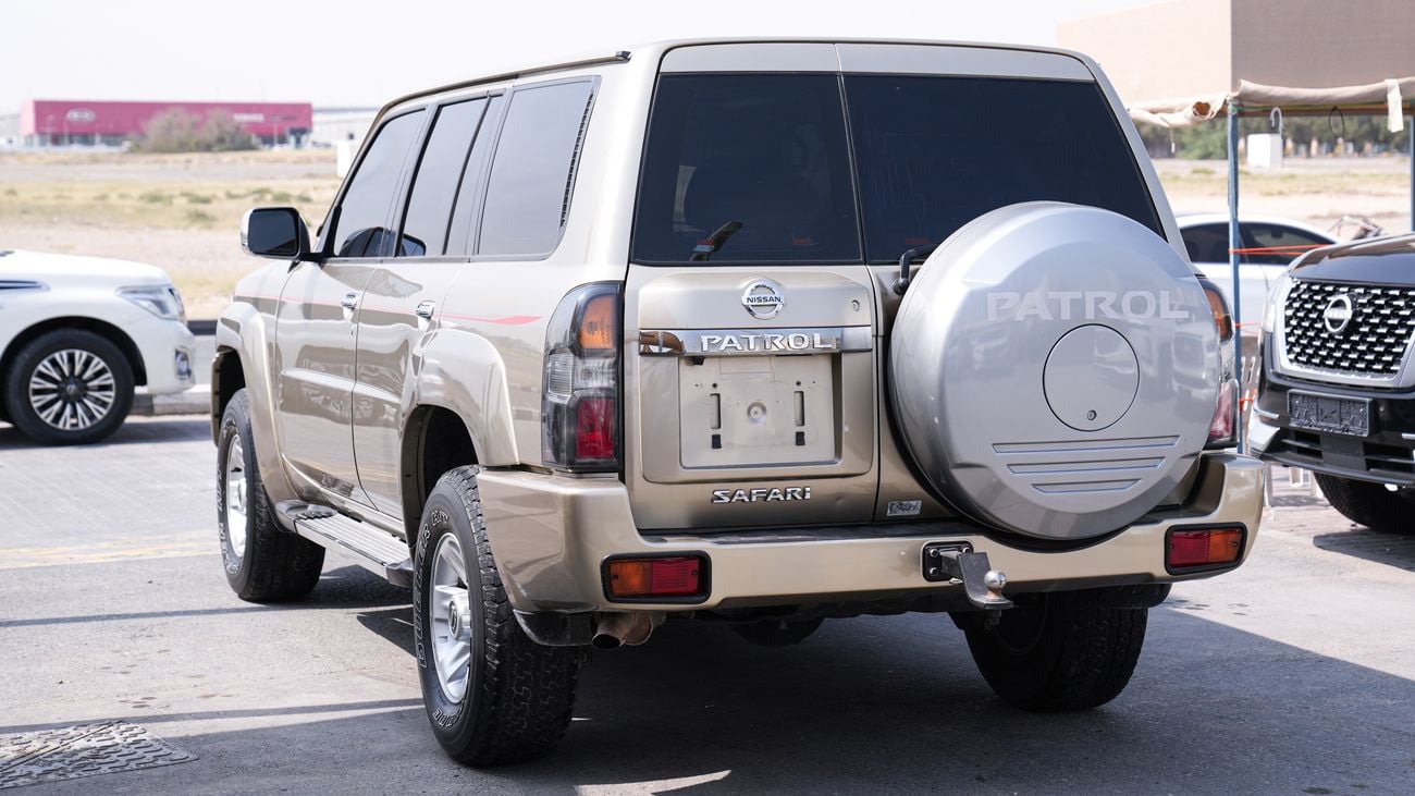 Nissan Patrol Safari