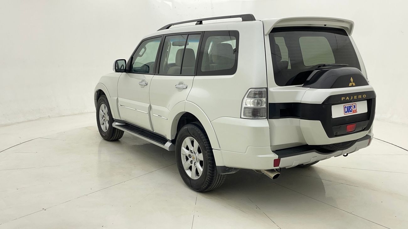 ميتسوبيشي باجيرو GLS MID 3 | بدون دفعة مقدمة | اختبار القيادة في المنزل