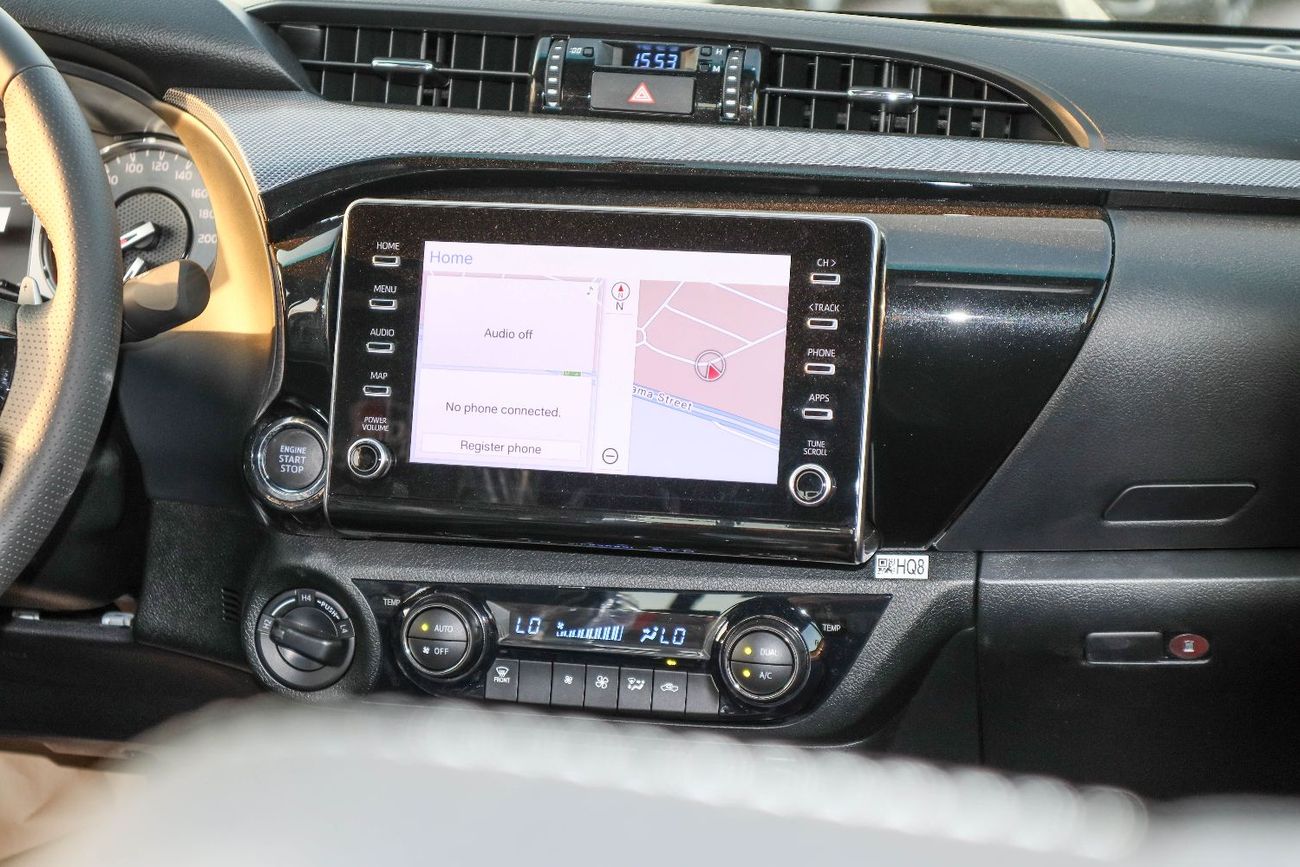 تويوتا هيلوكس GR Sport 4.0L