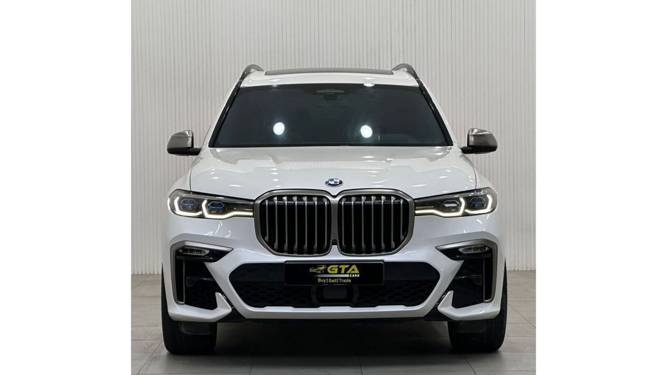 BMW X7 M50i 2022 BMW X7 xDrive50i M-Sport, Dec 2027 BMW Warranty + Service Pack, Full Options, Low Kms, GCC