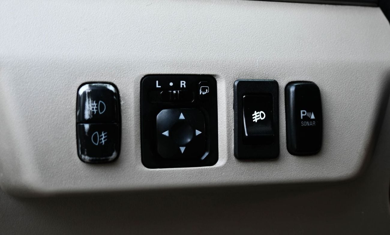 Mitsubishi Pajero 2014 Mitsubishi Pajero, Gulf specification, excellent condition, GLS Midline