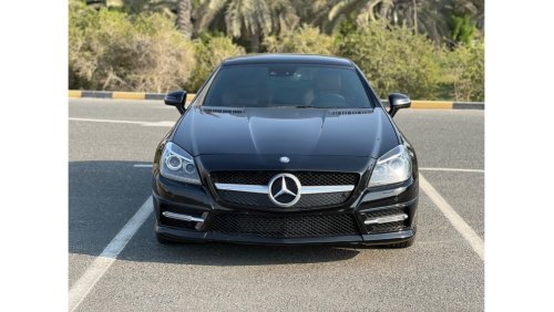 مرسيدس بنز SLK 200 نظيف جدا