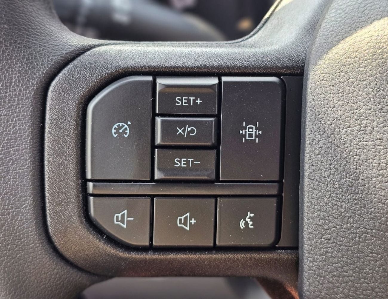 Ford F-550 F-550 FORD XL F550 CHASSIS SINGLE CABIN || 6.7L V8 DIESEL A/T 4WD | 145 DUAL BATTERY PAYLOAD PLUS TRAILER