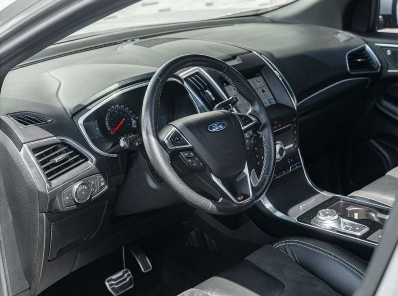 Ford Edge ST AED 1,651 PM • EDGE ST PERFORMANCE • 2.7L TC V6 • ONLY 73,000 KMS • ACTIVE FORD WARRANTY UNTIL 2024