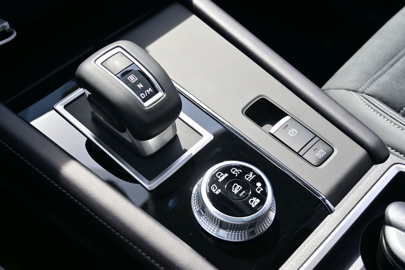 Mitsubishi Outlander Mitsubishi Outlander Hi-Line Plus 2.5L Petrol 4WD, Model 2025, Color Grey