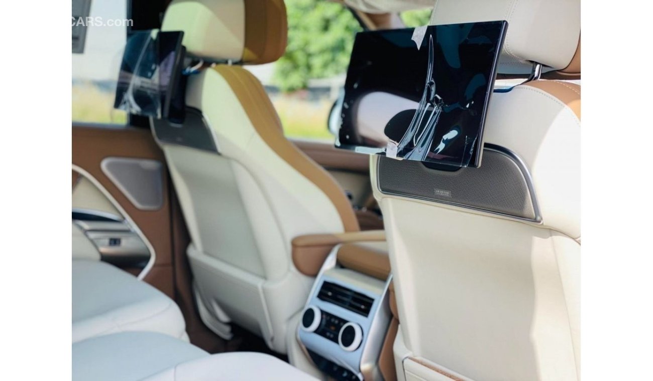 Land Rover Range Rover GCC SPEC UNDER WARRANTY AND SERVICE CONTRACT