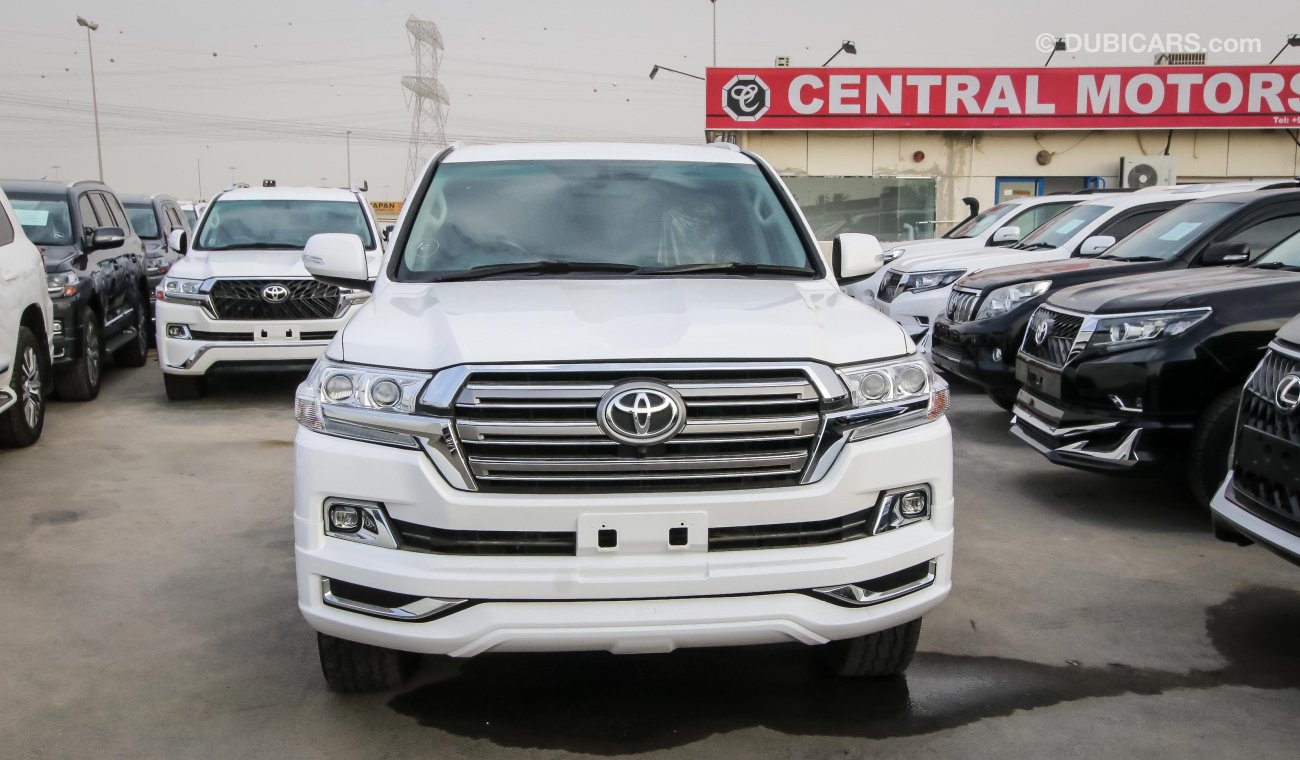 Toyota Land Cruiser 4.5cc V8 Diesel Auto right hand drive facelifted to 2018 design with all accessories