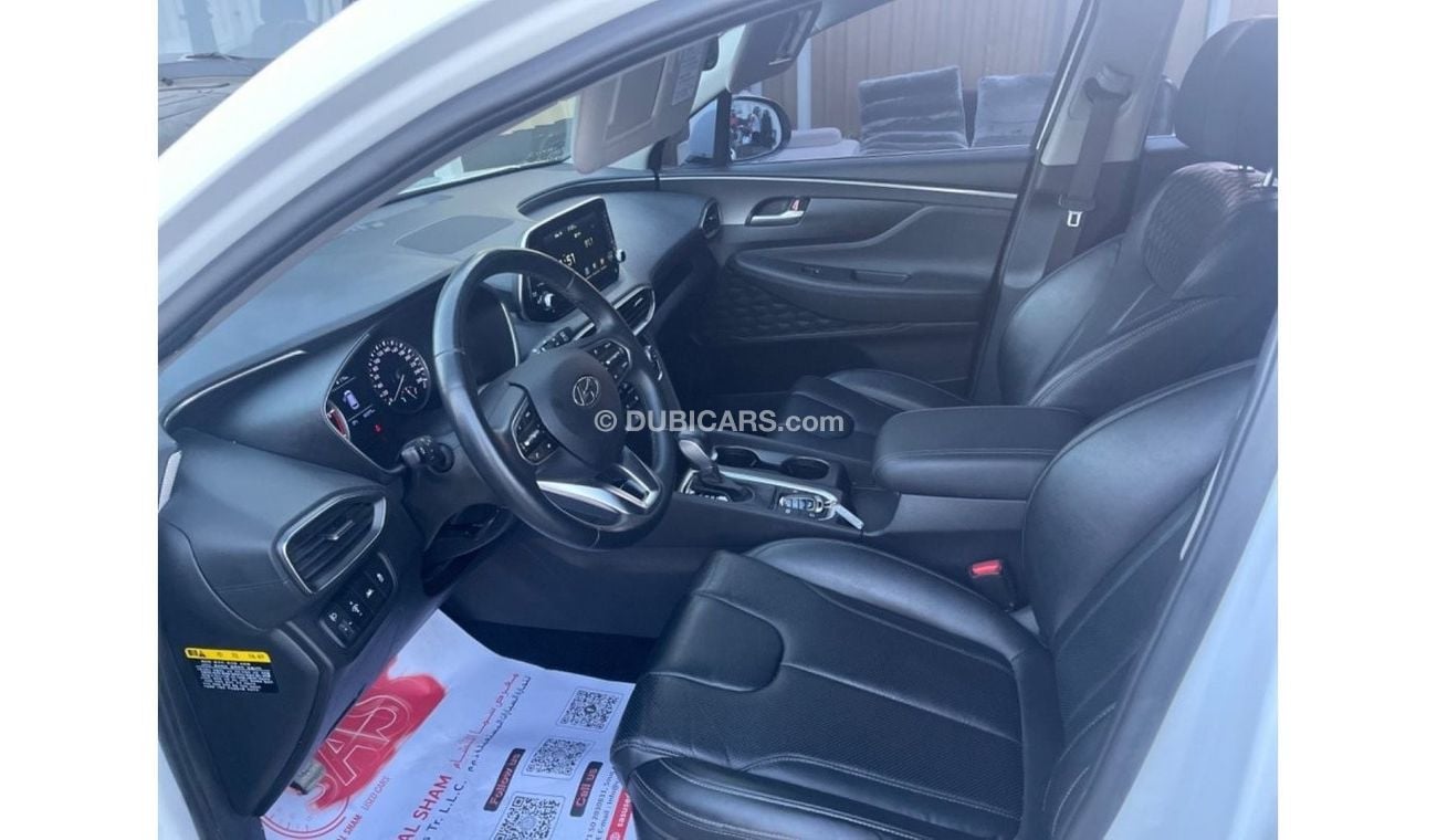 Hyundai Santa Fe Banking facilities without the need for a first payment