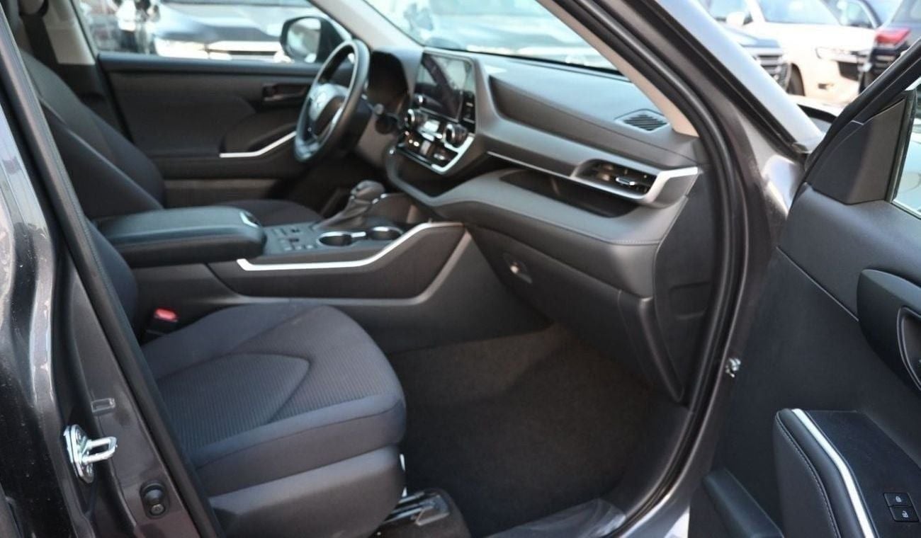 Toyota Highlander TOYOTA HIGHLANDER LE 2.4L TURBO AWD A/T  Petrol