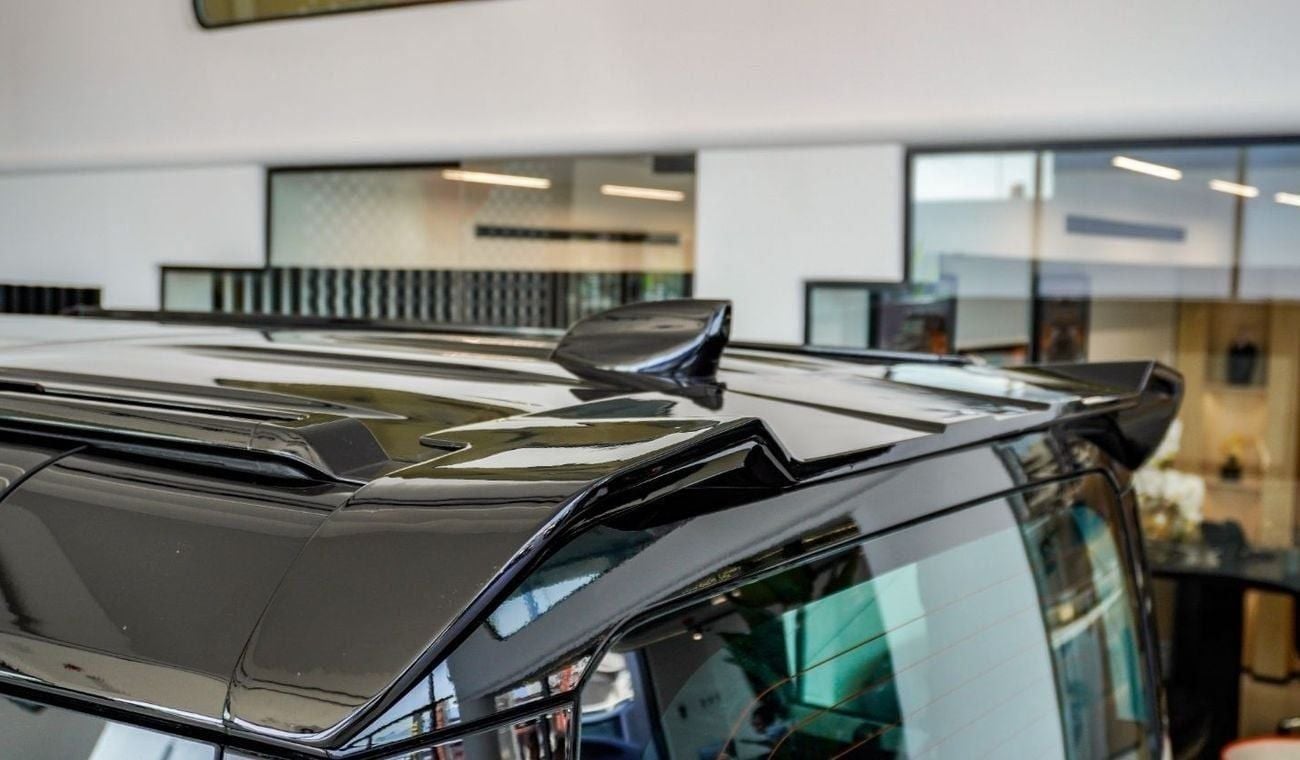 لاند روفر ديفندر | Black Pack Edition - 7seats - 2024 - 3 Years Warranty