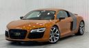 Audi R8 V8 AWD 4.2L (430 HP) 2015 Audi R8 Quattro Coupe V8, Full Service History, Carbon Fiber Package, Very