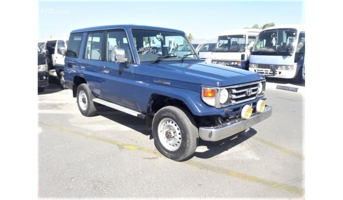 Toyota Land Cruiser Hard Top Toyota land cruiser  2001 blue