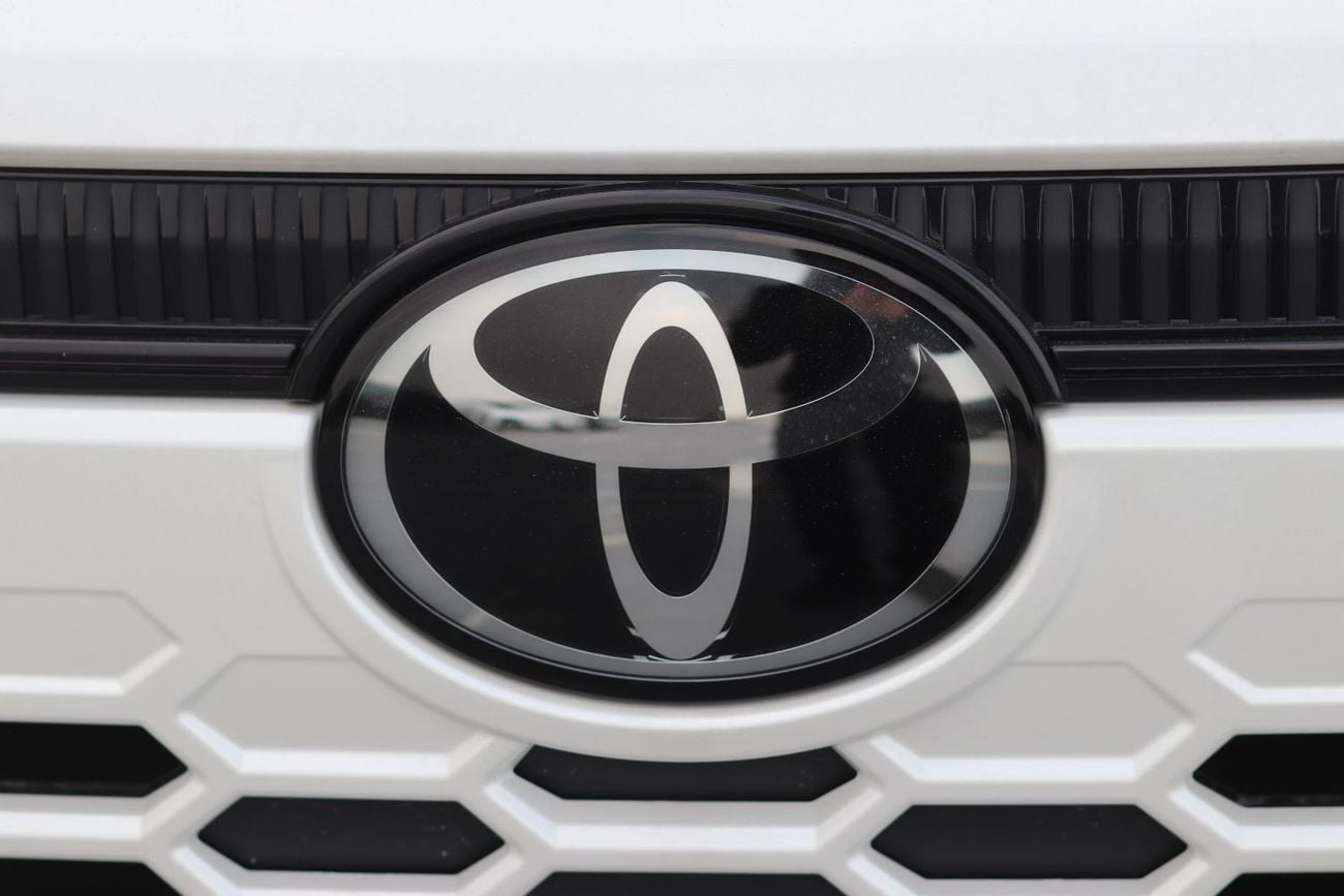 Toyota Corolla Cross 2.0L HYBRID FACELIFT , LEATHER SEAT, ELECTRIC BACK DOOR MODEL 2026