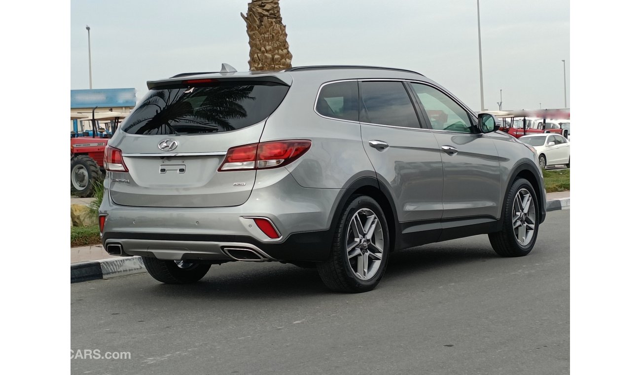 Hyundai Grand Santa Fe