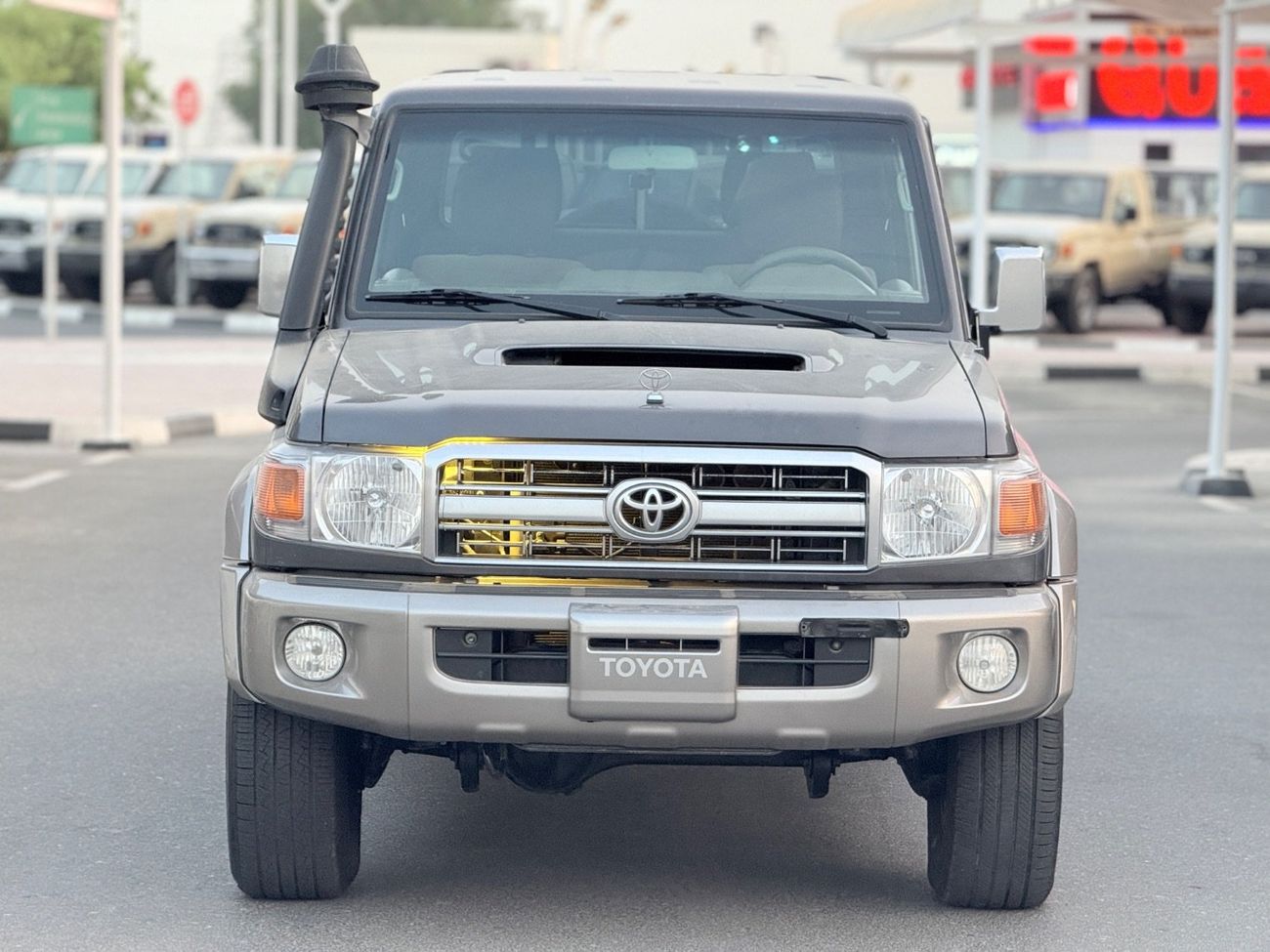 Toyota Land Cruiser Pick Up Double Cabin 4.5L