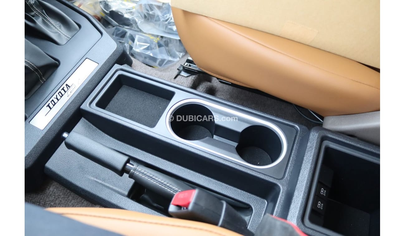 Toyota Land Cruiser 70 2023 LAND CRUISER GRJ 71 4.0 V6 70TH ANNIVERSARY