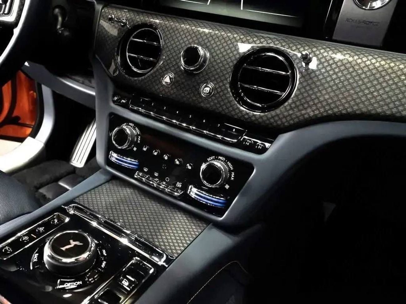 رولز رويس جوست Black Badge