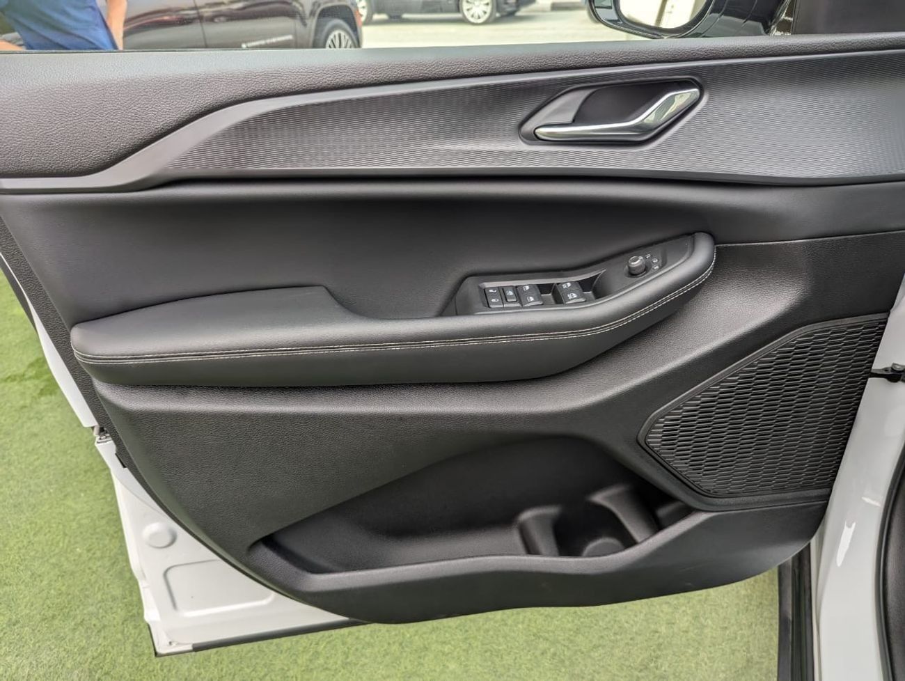 Jeep Grand Cherokee Altitude 3.6L JEEP GRAND CHEROKEE 2024 V6 engine 3.6L zero kilometer American clean car fresh import