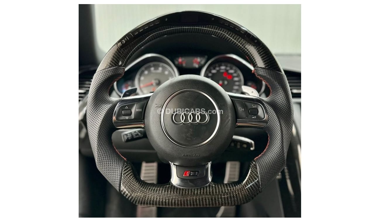 Audi R8 2014 Audi R8 Sport V8, Service History, Carbon Fibre Edition, GCC