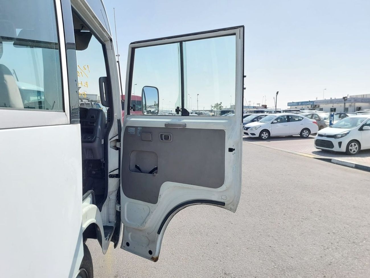 Nissan Civilian (RAMADAN OFFER) NISSAN CIVILIAN BUS RHD 2001 MODEL 4.2 L DIESEL AUTOMATIC(PM05203)