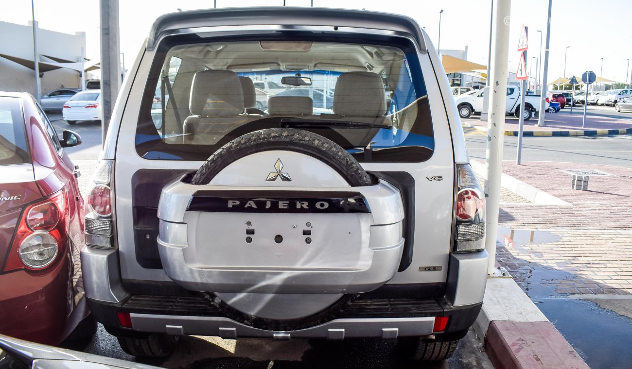 Mitsubishi Pajero GLS V6 3.8L